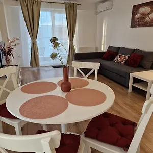 Apartament Sky Airport, Otopeni